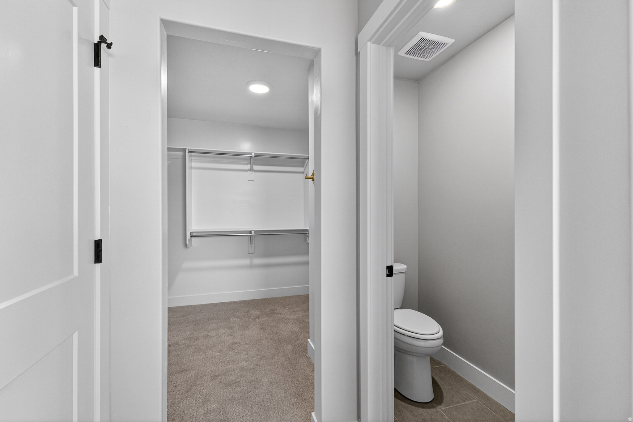 RIVERWOOD - Residential