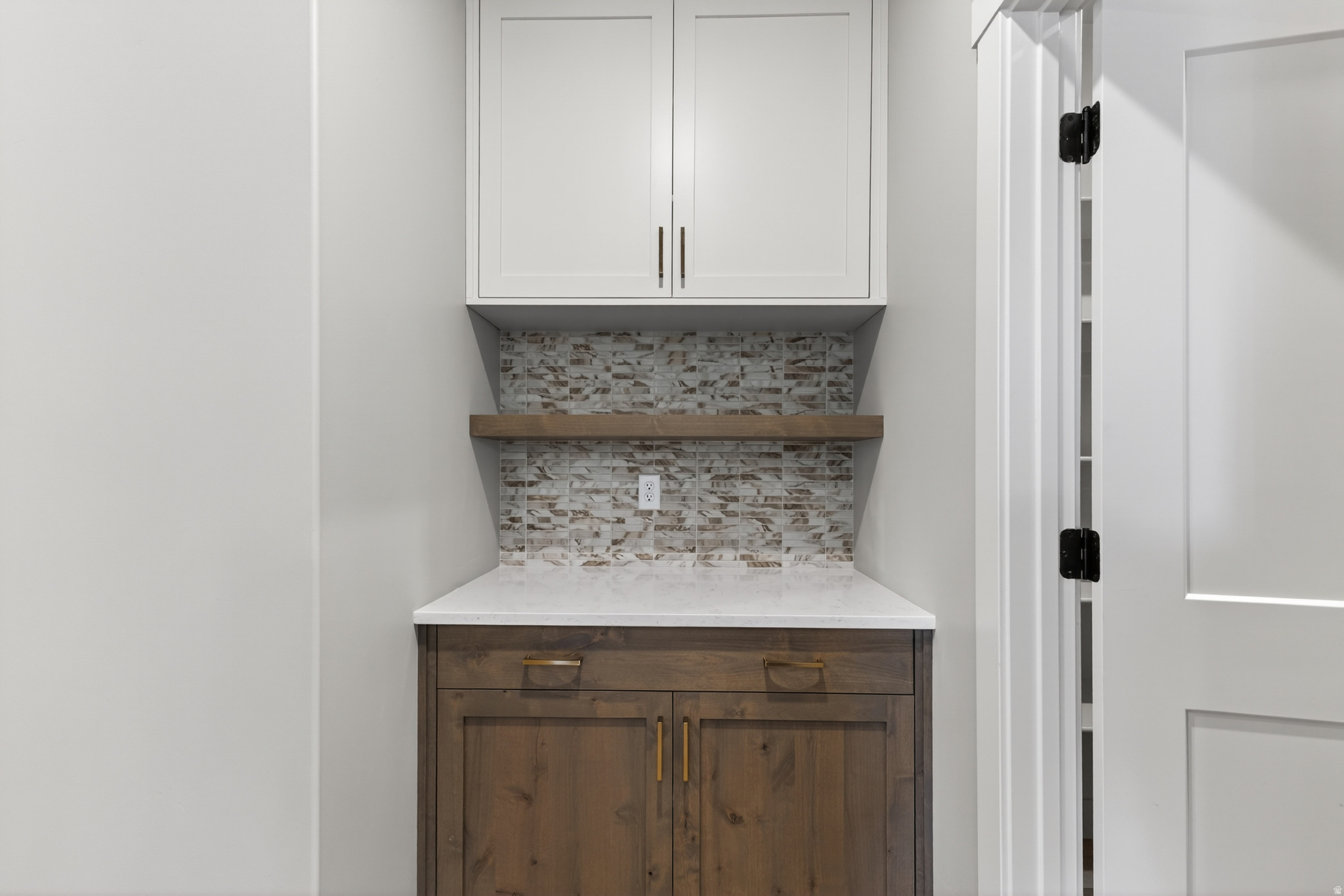 RIVERWOOD - Residential