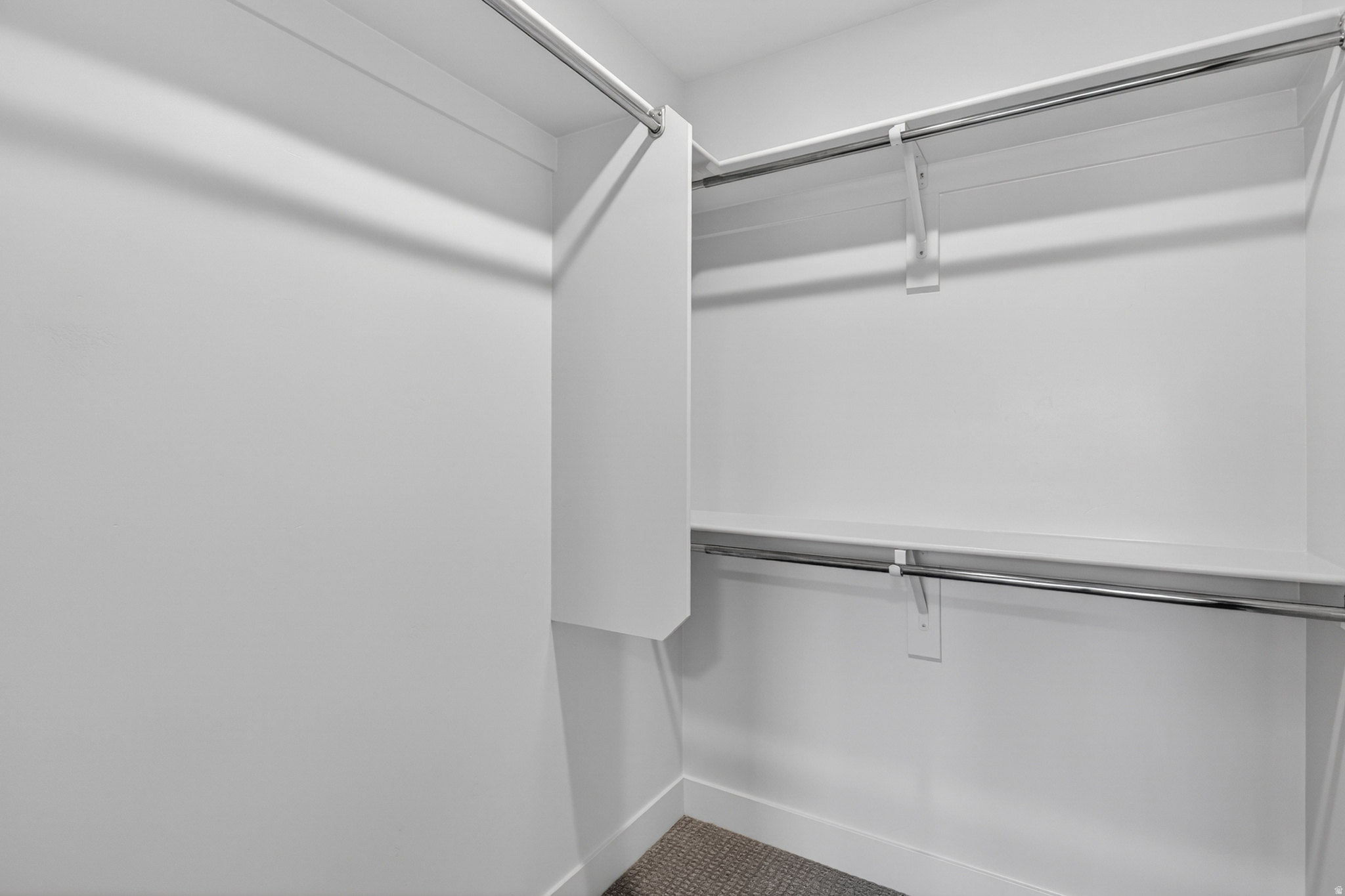 RIVERWOOD - Residential