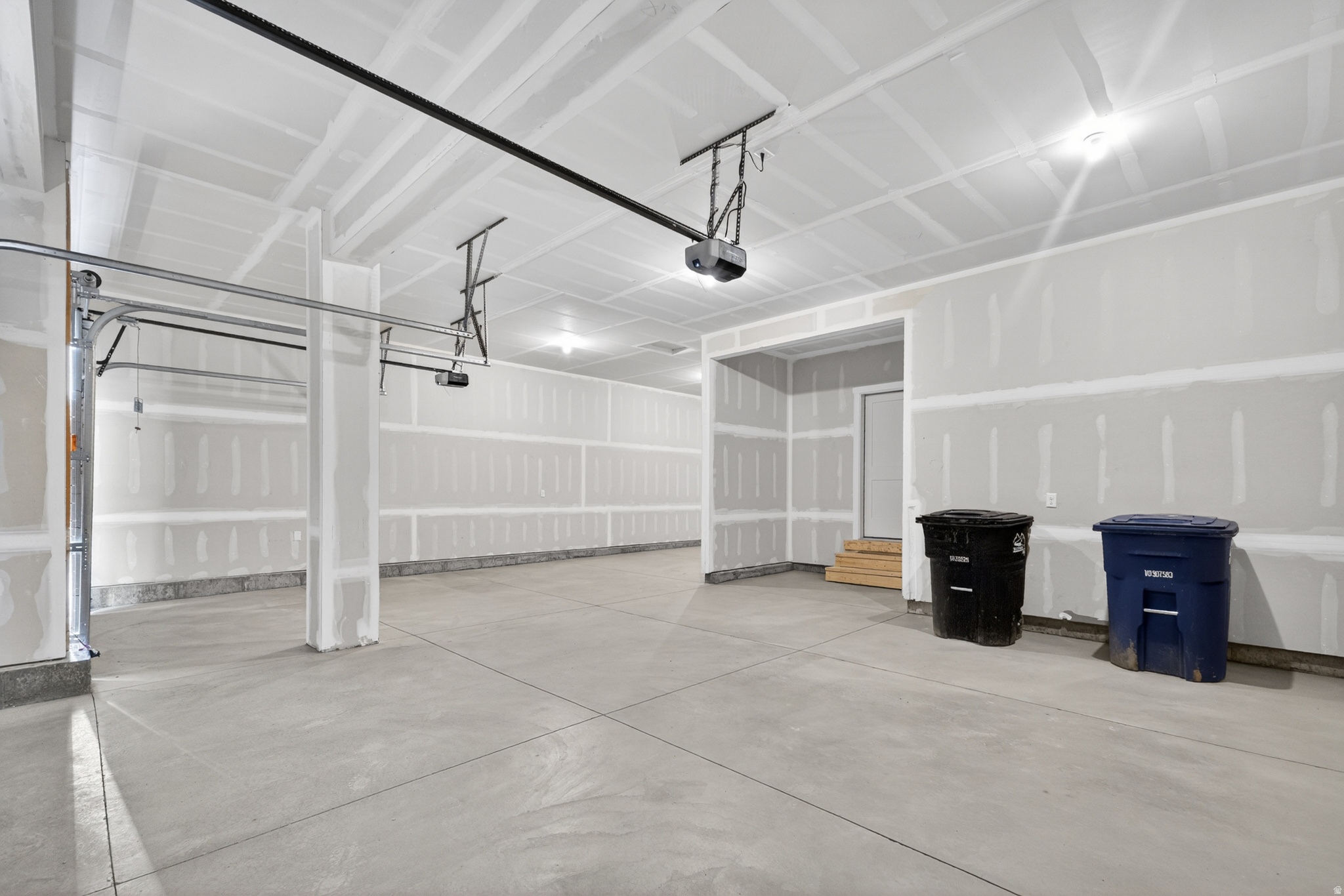 RIVERWOOD - Residential