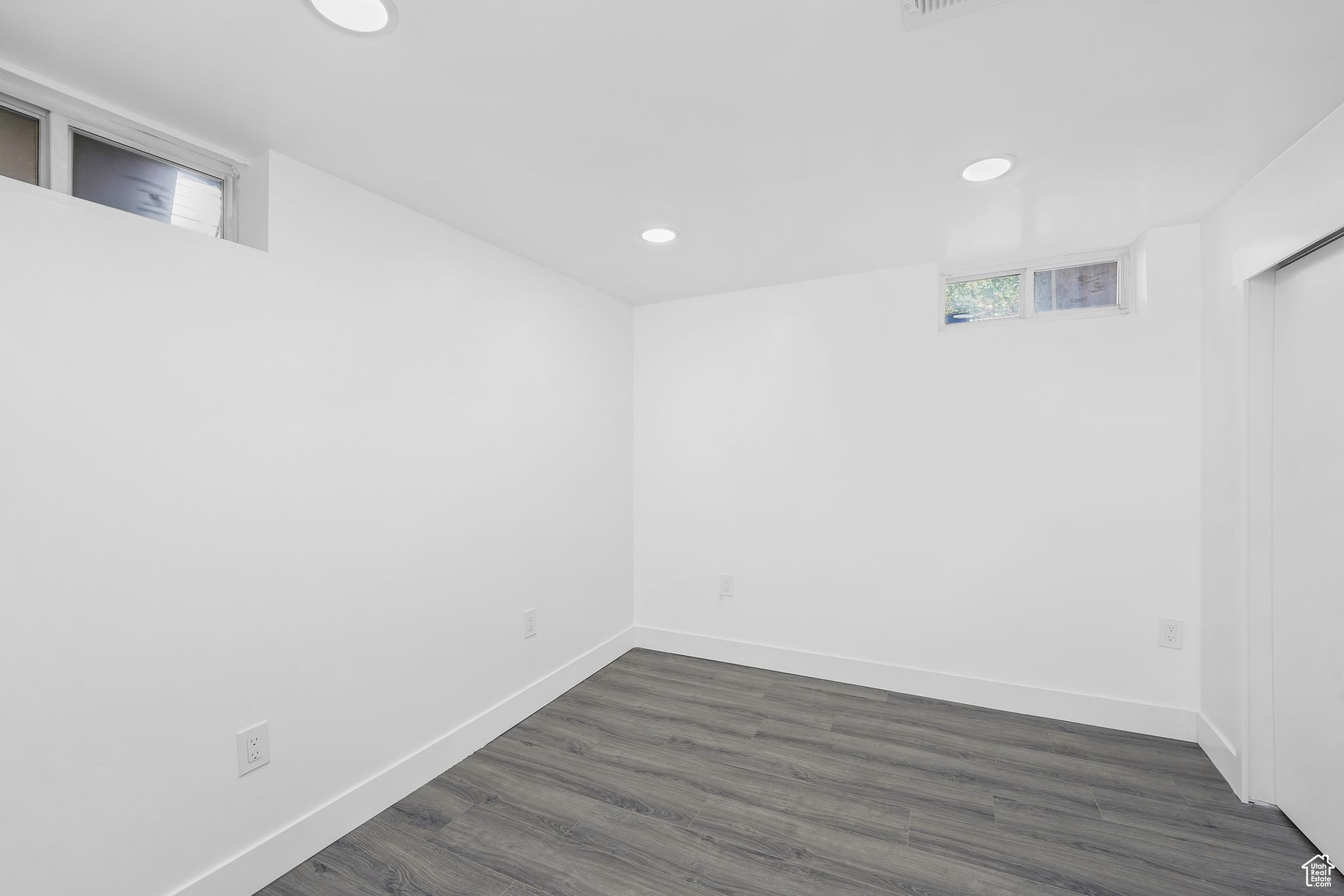 KEARNS TOWNSITE - Residential