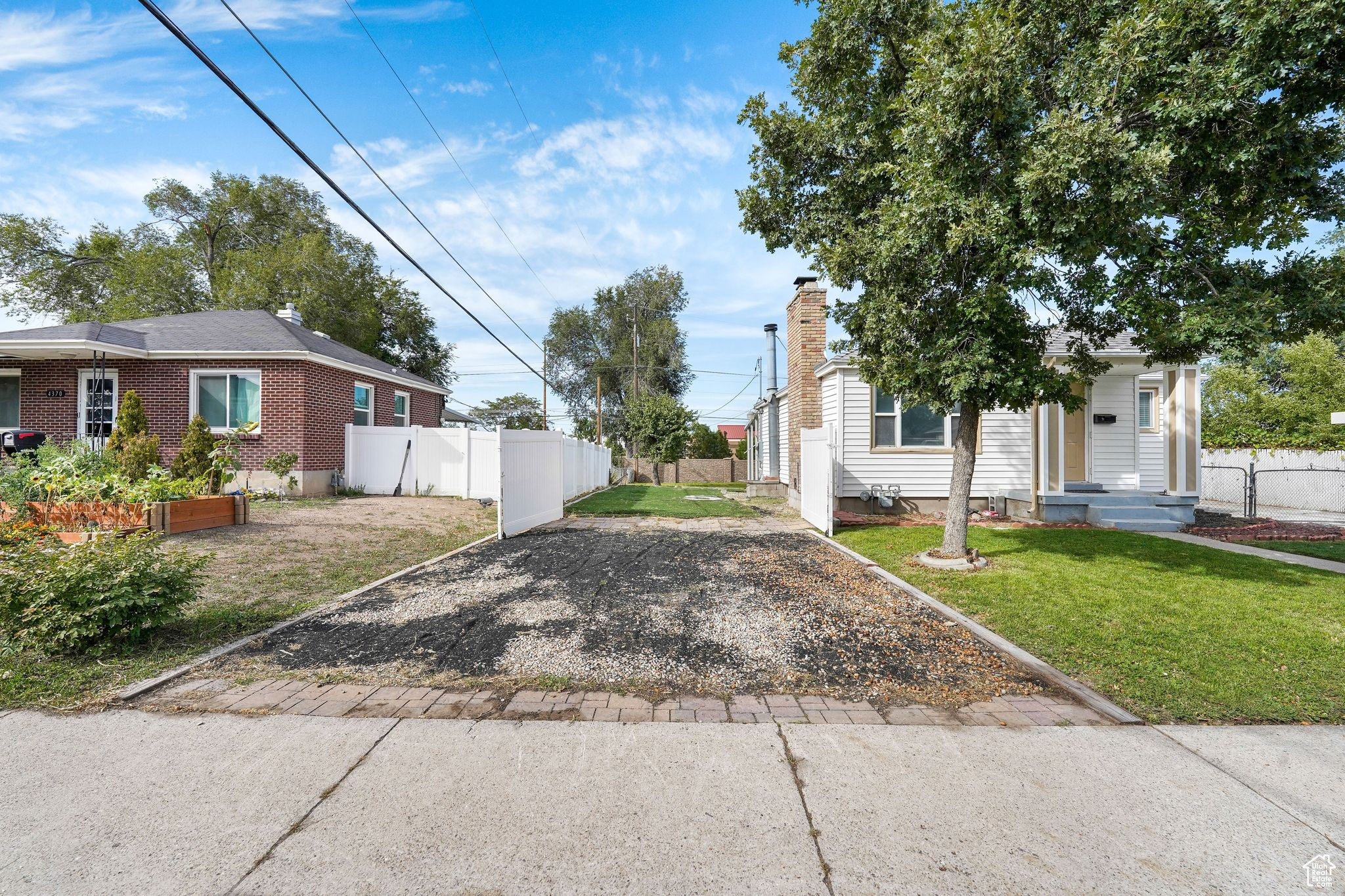 KEARNS TOWNSITE - Residential