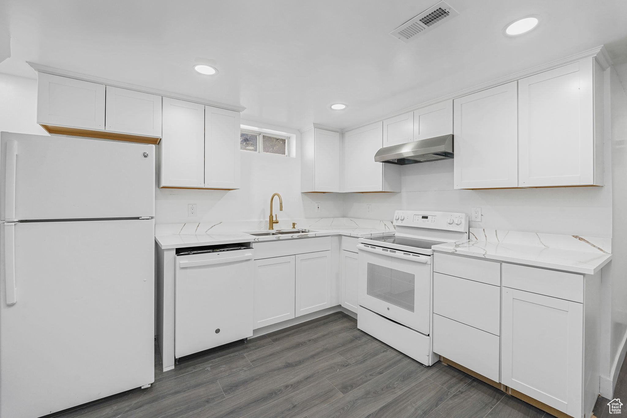 KEARNS TOWNSITE - Residential