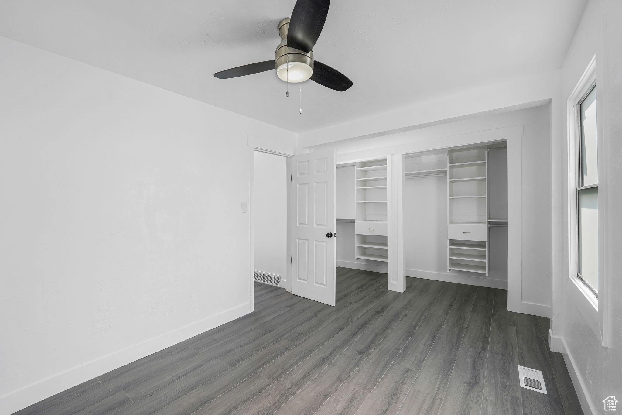KEARNS TOWNSITE - Residential