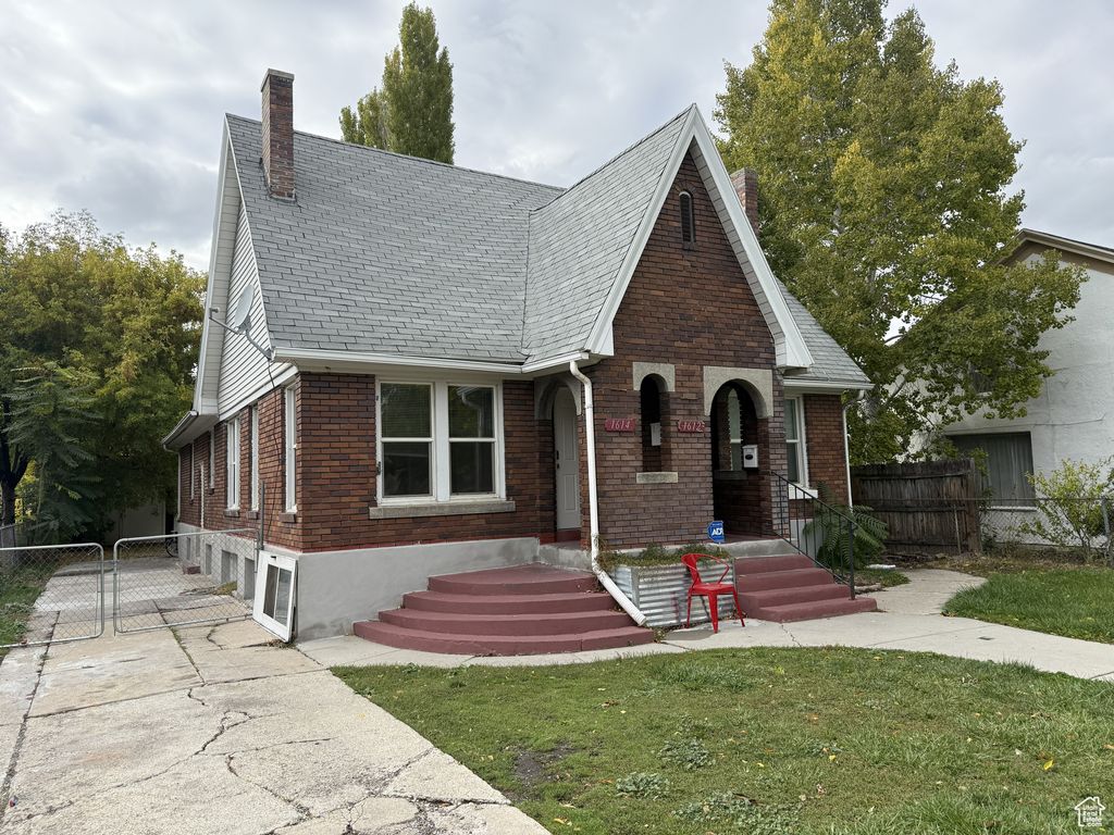Photo of 1612 S 500 E, Salt Lake City, UT 84105 (MLS # 2118399)