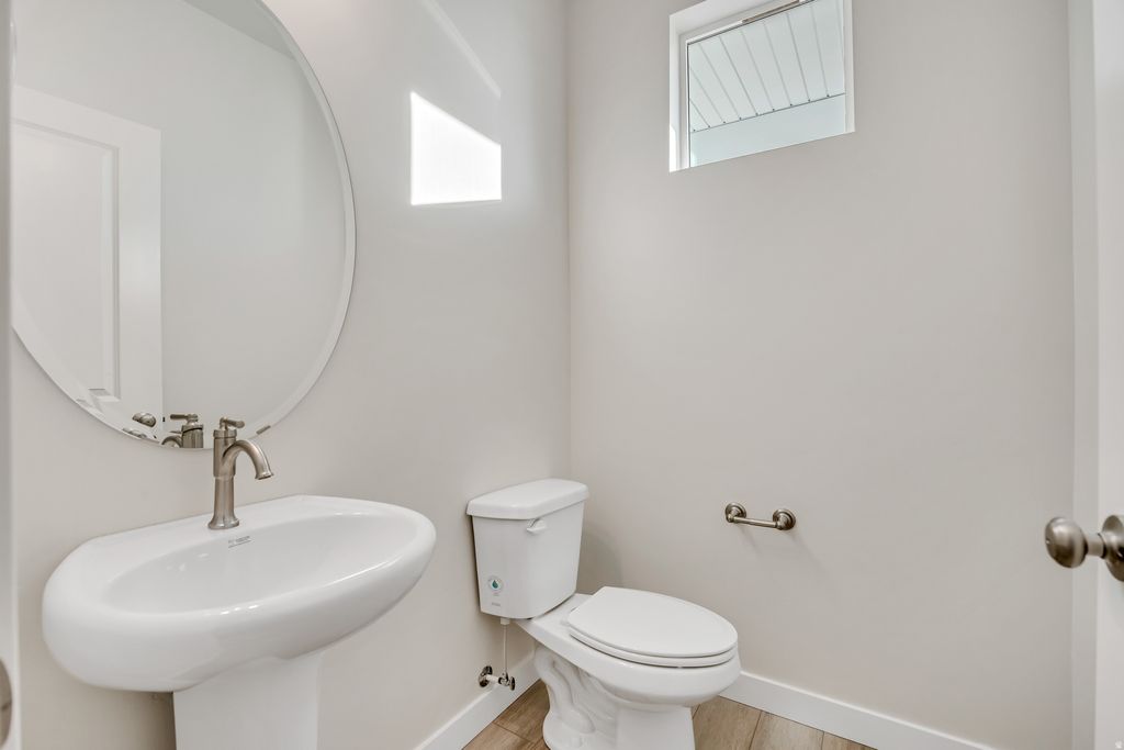 Photo of 2208 W 2615 N #141, Clinton, UT 84015 (MLS # 2140013)