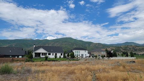 Tiny photo for 806 STRINGTOWN RD #2, Midway, UT 84049 (MLS # 2132588)
