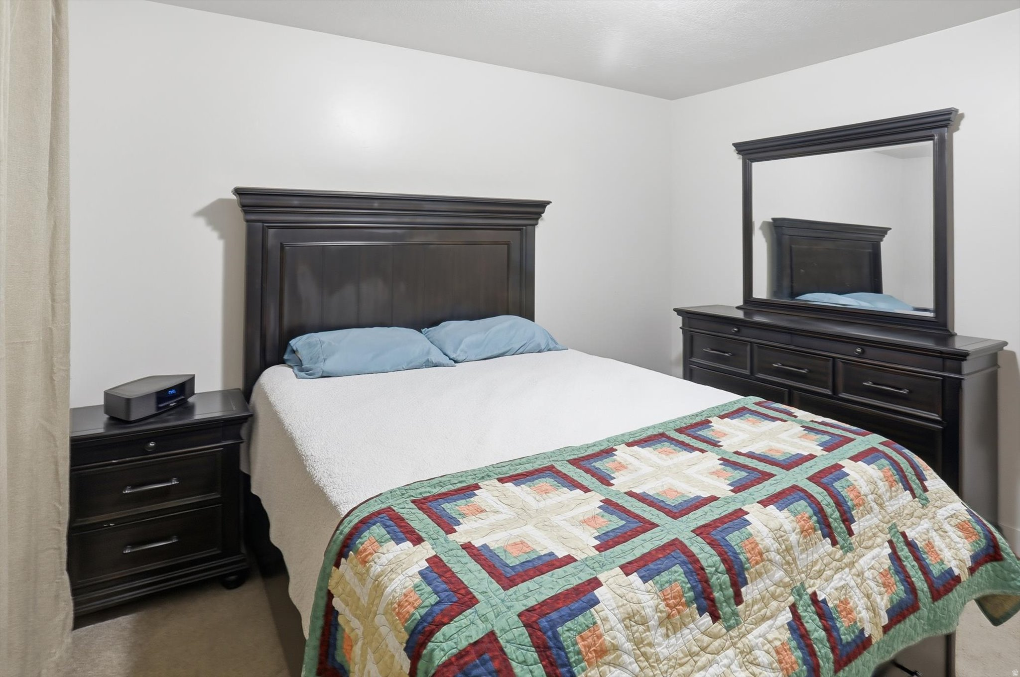 RIVER VALLEY - Residential