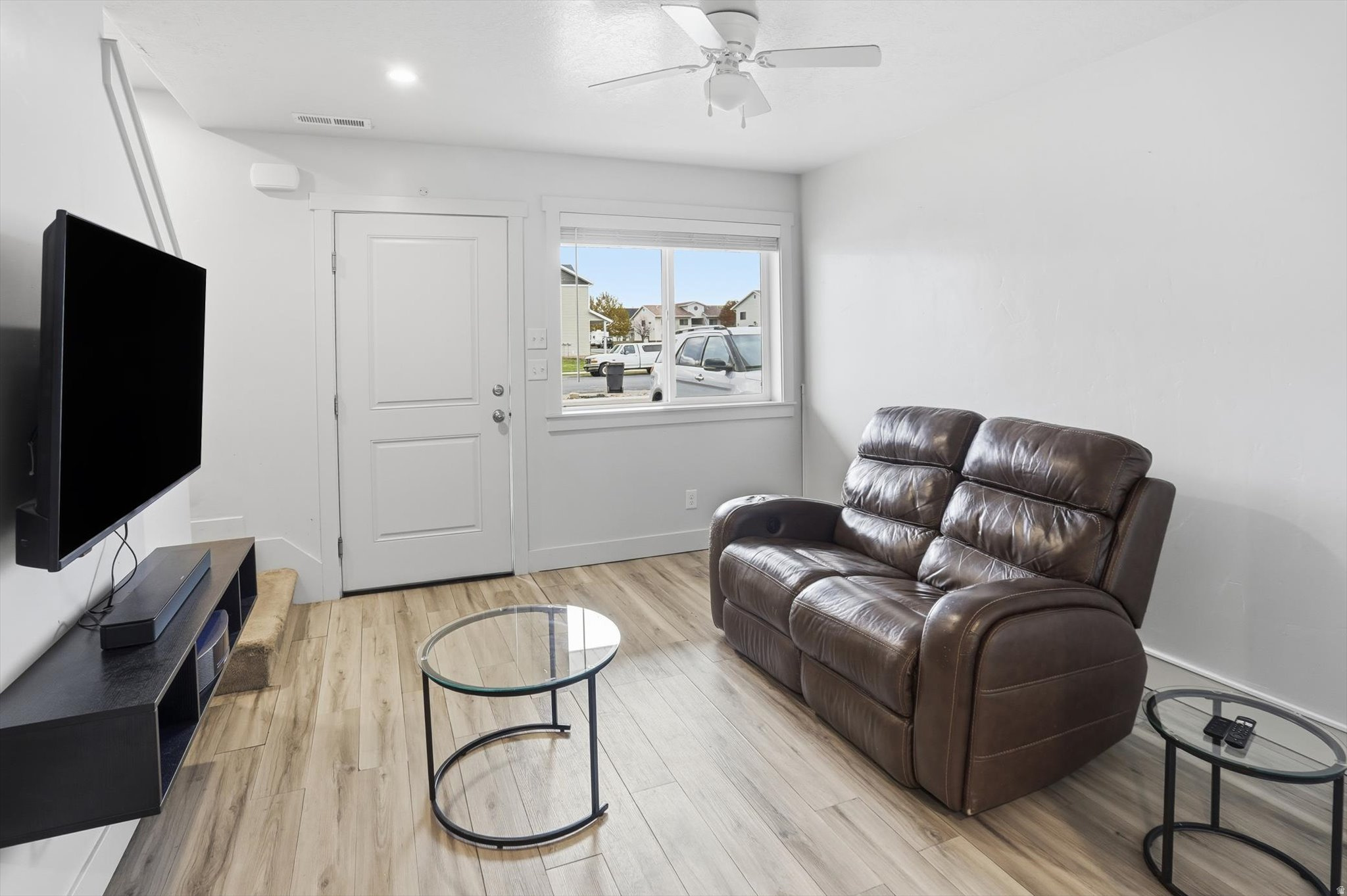 RIVER VALLEY - Residential