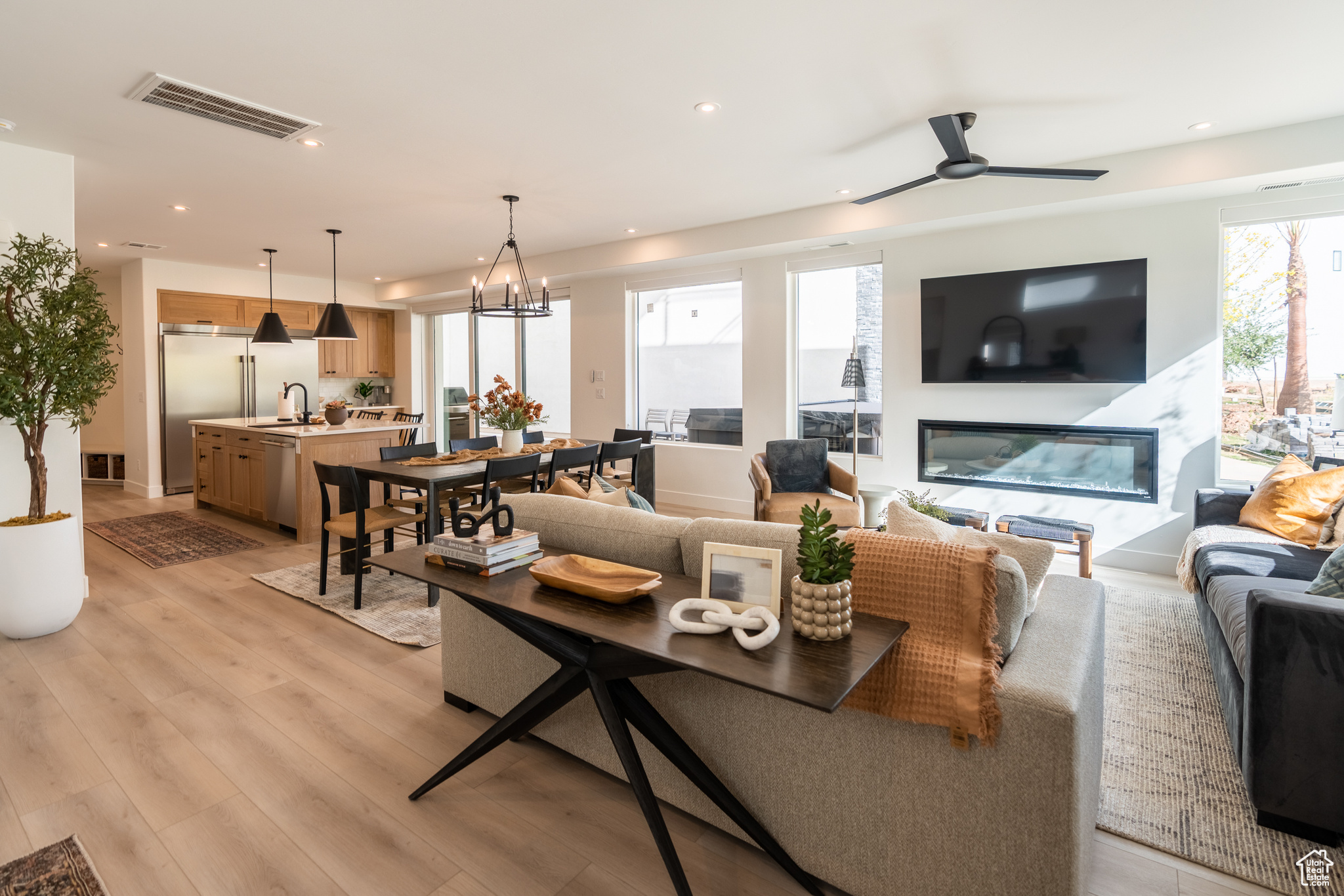 DESERT COLOR RESORT PH 2A 1ST AMD - Residential