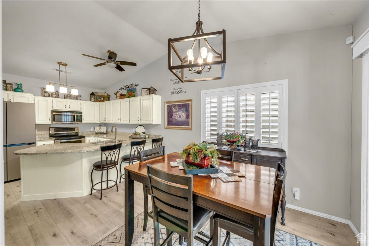 544 S Fiesta Dr, Ivins, Utah image 6