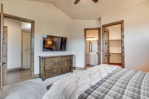 Tiny photo for 3203 E KINGS CREST CT, Heber City, UT 84032 (MLS # 2147656)