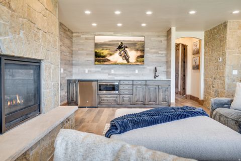 Tiny photo for 3203 E KINGS CREST CT, Heber City, UT 84032 (MLS # 2147656)