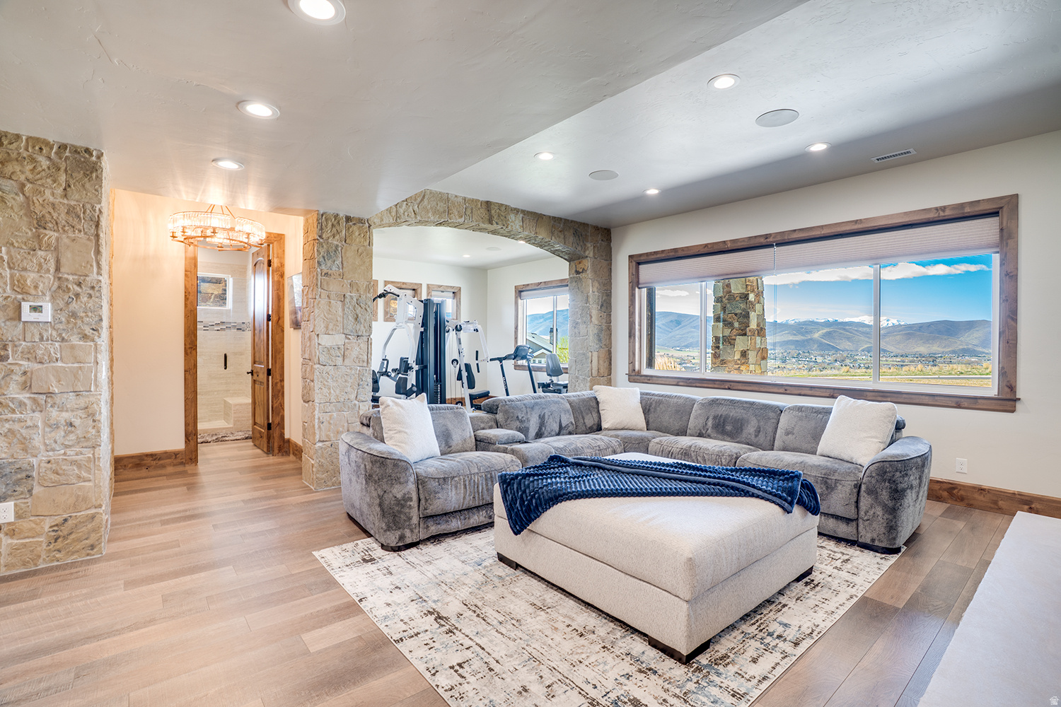 CROSSINGS AT LAKE CR - Residential