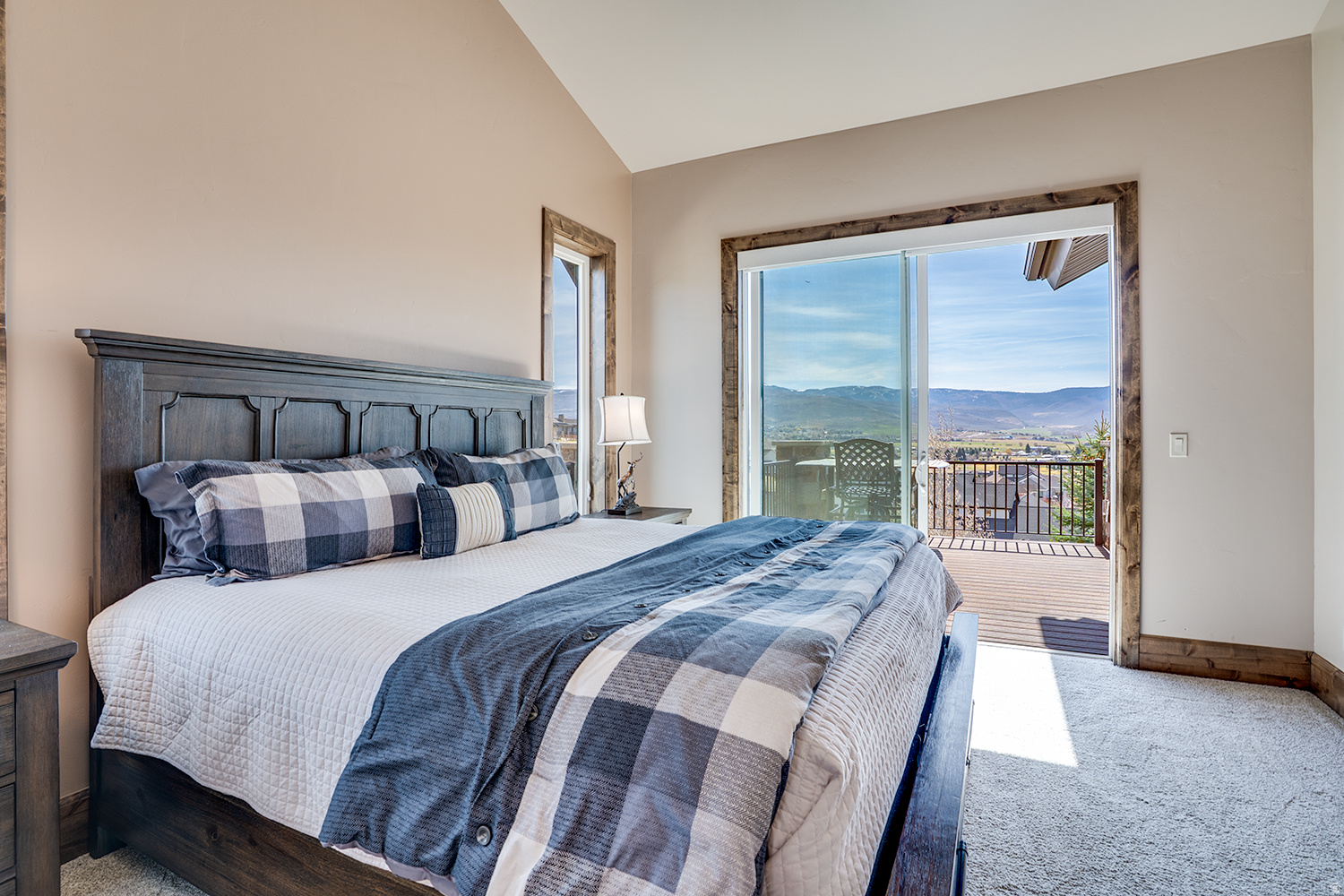 CROSSINGS AT LAKE CR - Residential