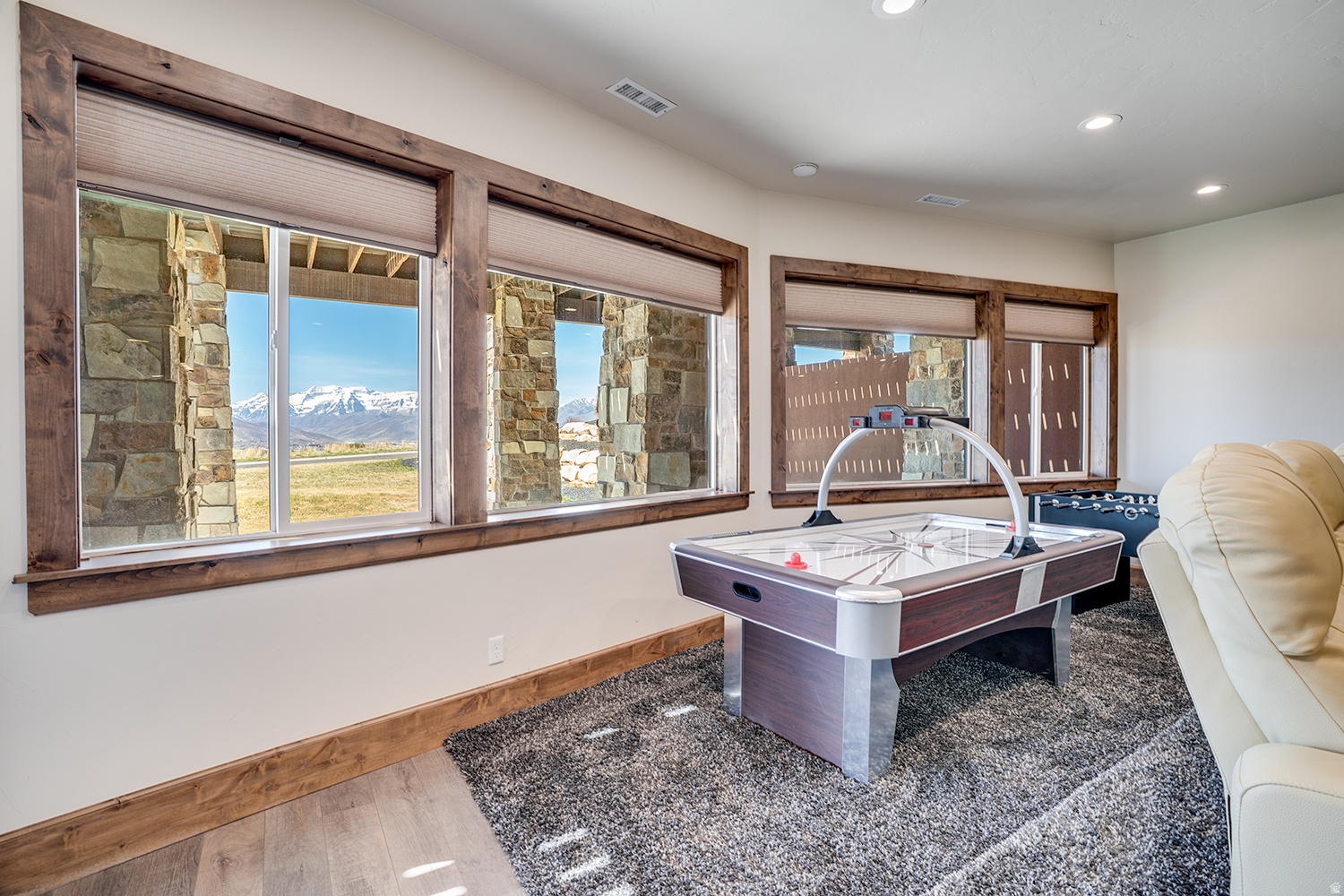 CROSSINGS AT LAKE CR - Residential