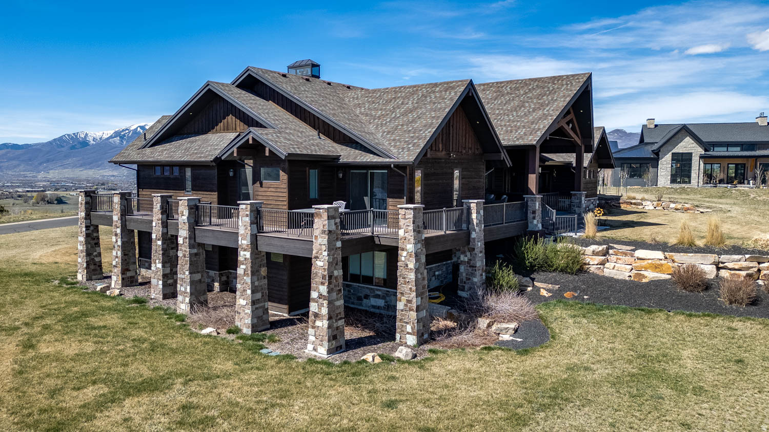 CROSSINGS AT LAKE CR - Residential