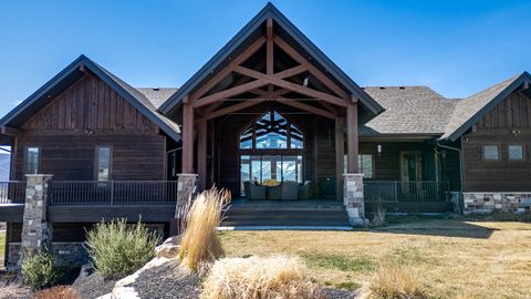 Tiny photo for 3203 E KINGS CREST CT, Heber City, UT 84032 (MLS # 2147656)