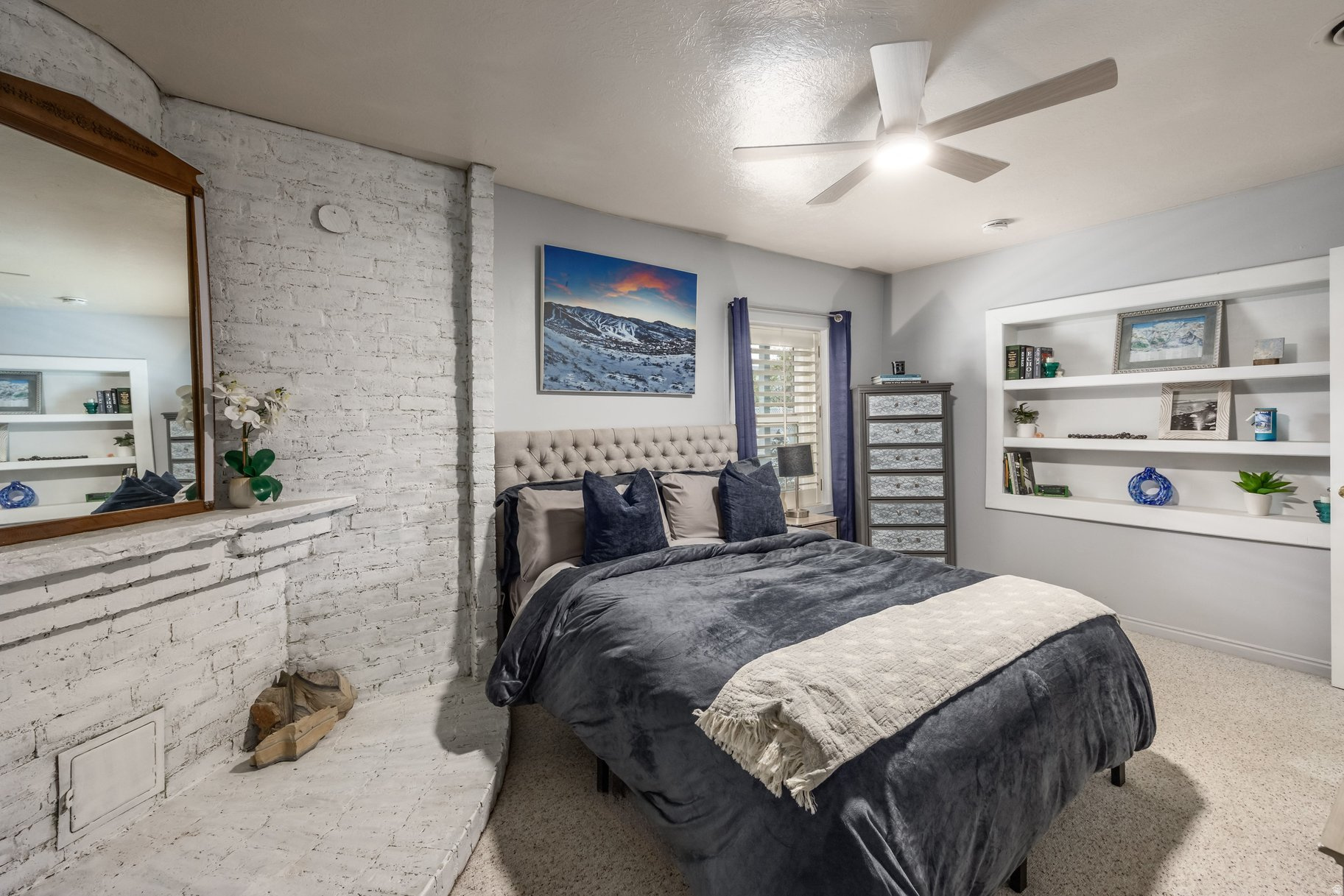 NORTH SUMMIT - Residential