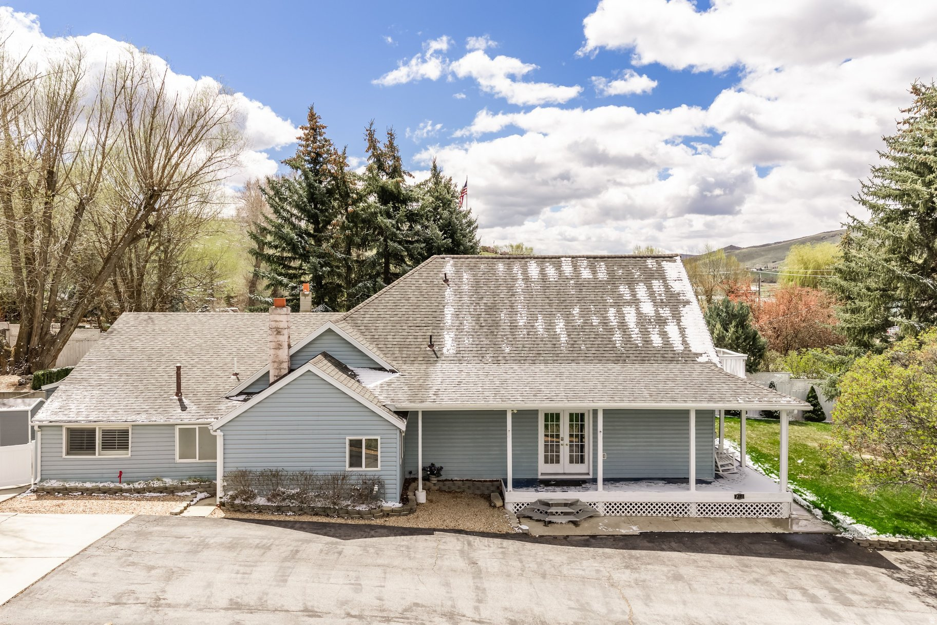 NORTH SUMMIT - Residential