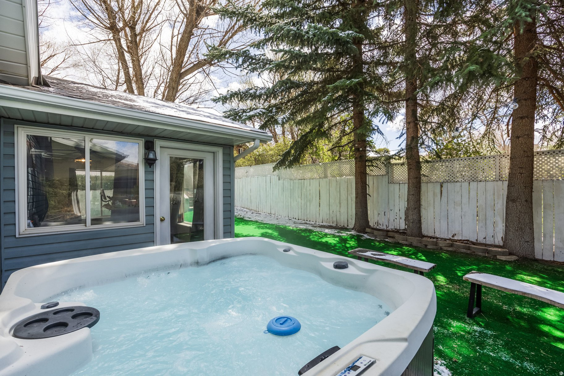 NORTH SUMMIT - Residential