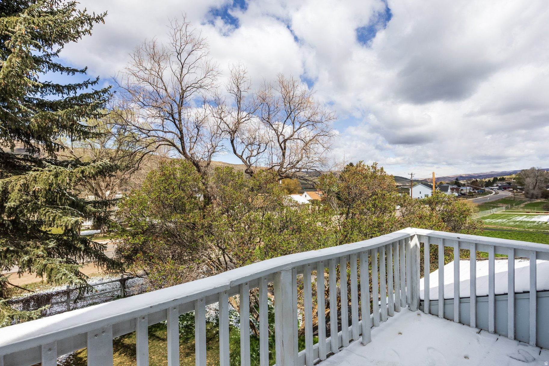 NORTH SUMMIT - Residential