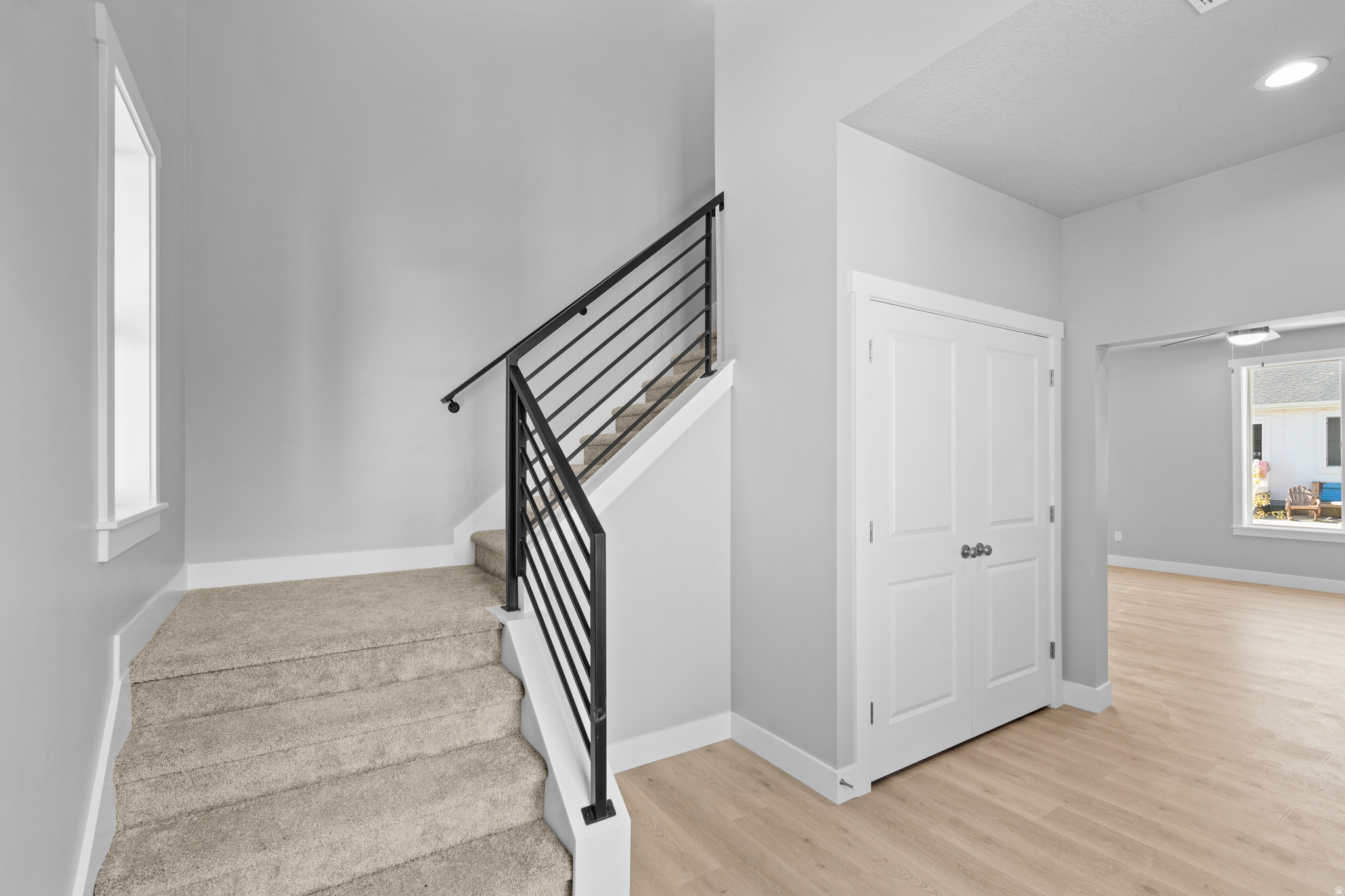 APPLE HOLLOW - Residential