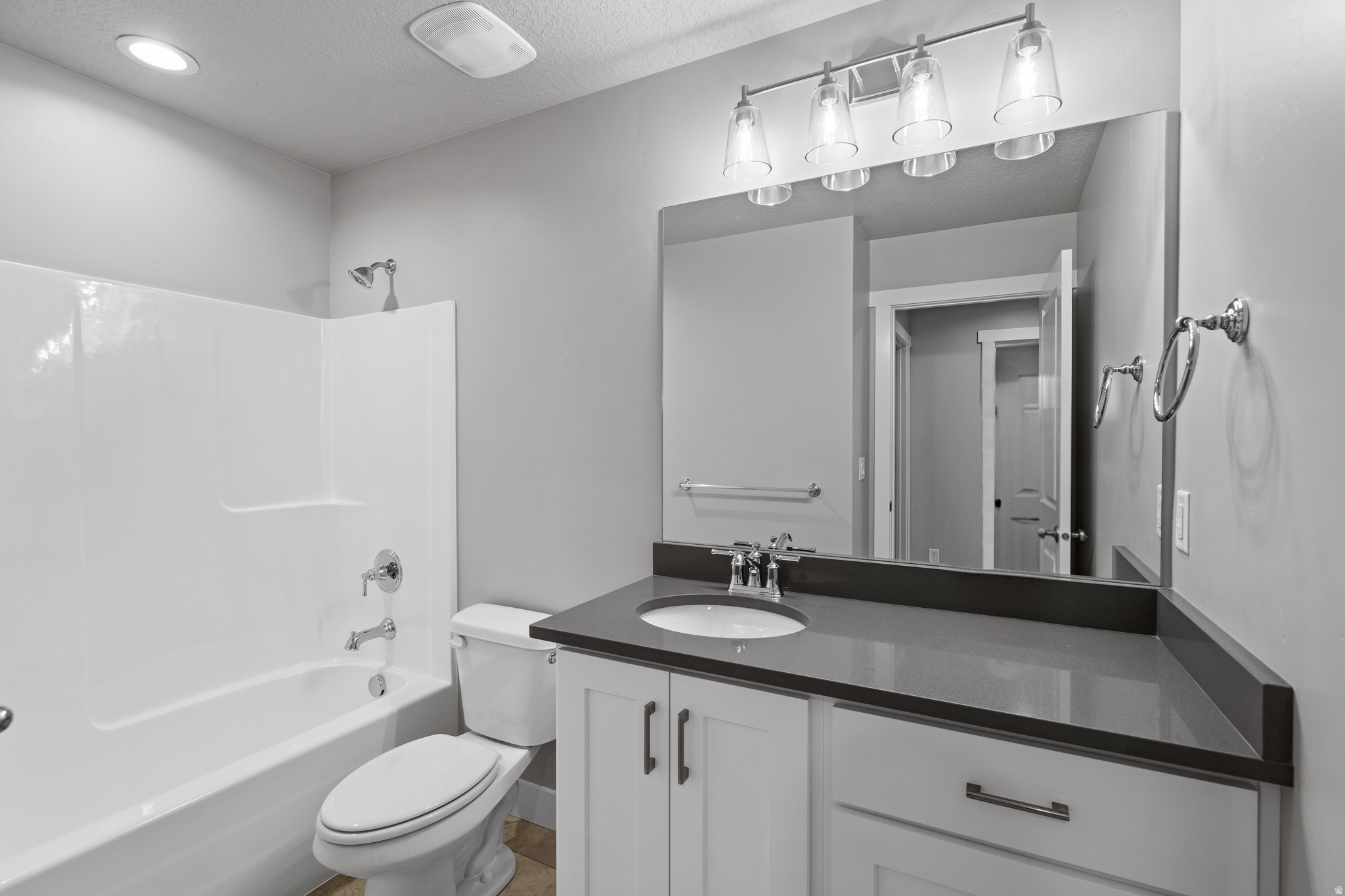 APPLE HOLLOW - Residential