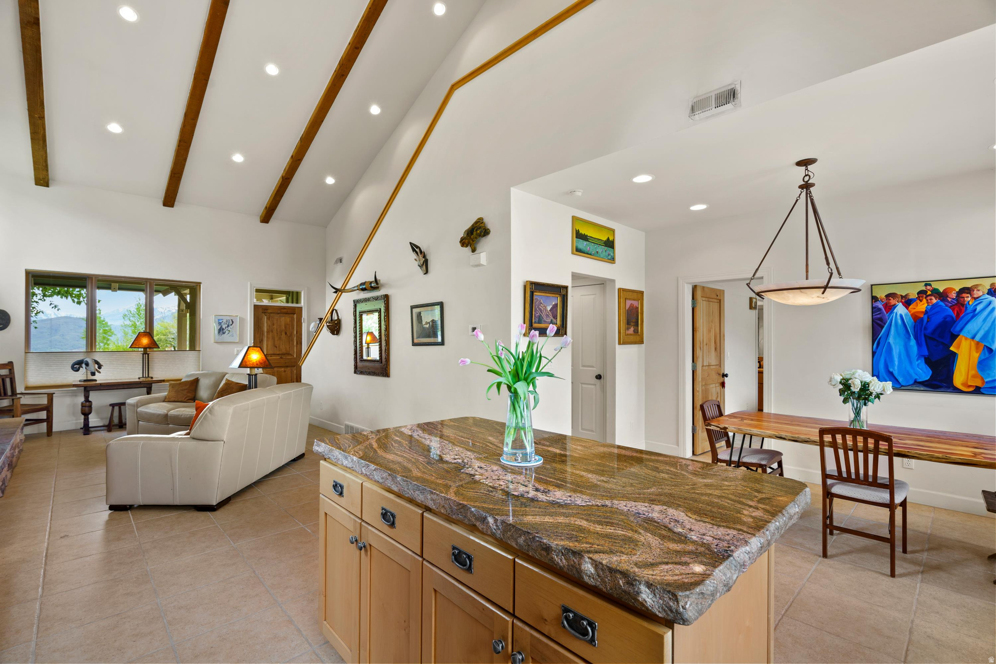 TRAPPERS RIDGE - Residential