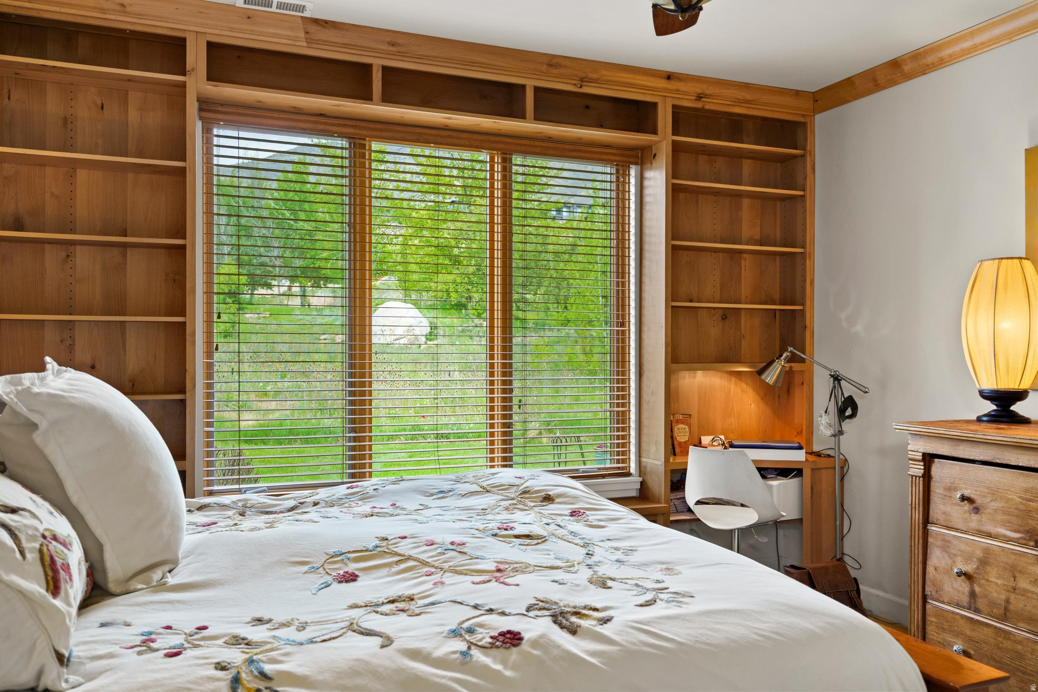 TRAPPERS RIDGE - Residential