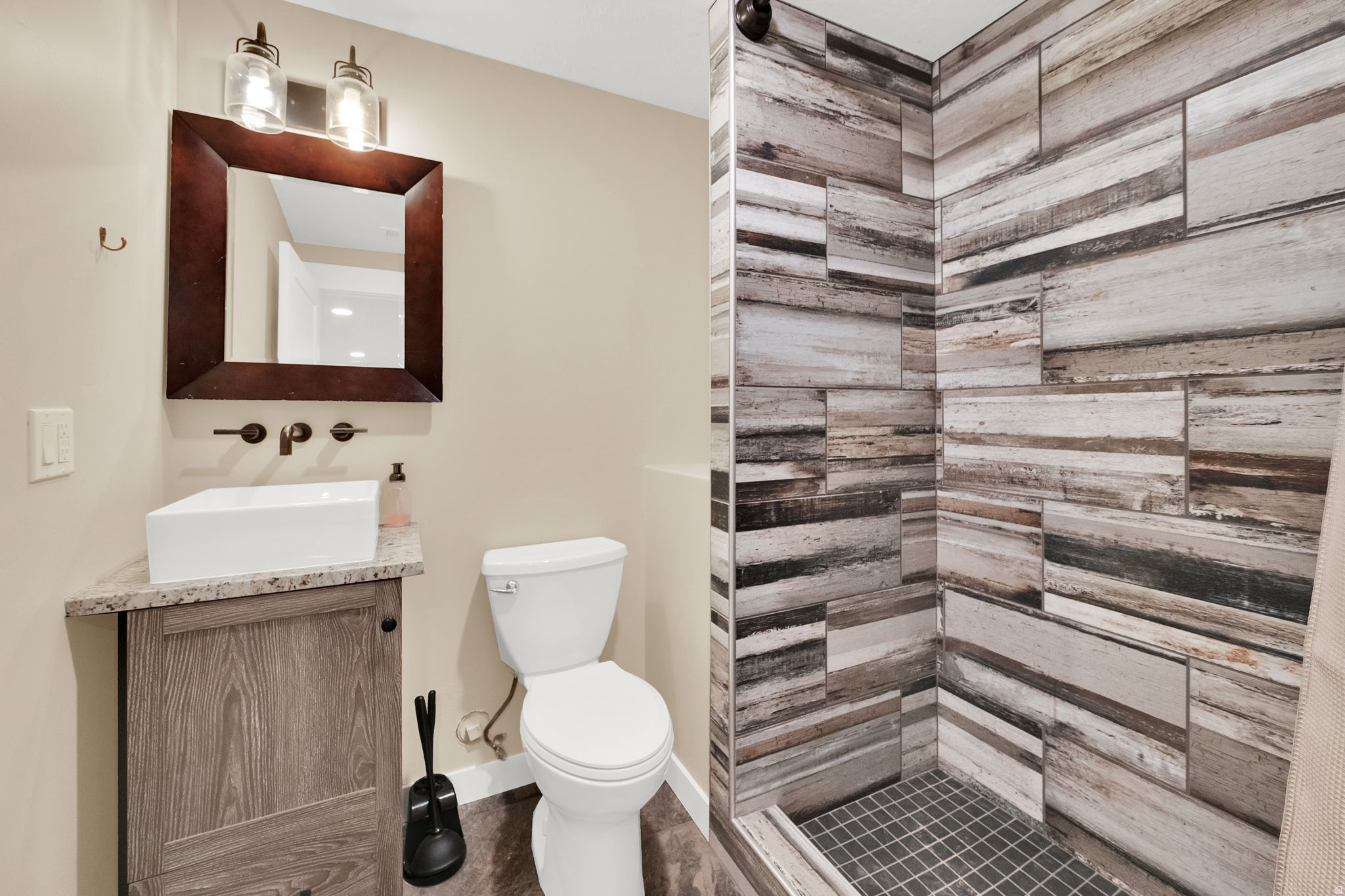 VALLEY VIEW RANCH - Residential