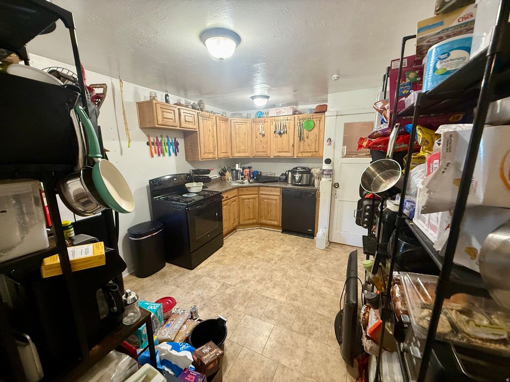 Photo of 649 E HEALY ST, Ogden, UT 84403 (MLS # 2119836)