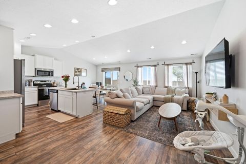 Tiny photo for 1175 W SILVER HOLLOW RD, Syracuse, UT 84075 (MLS # 2158640)