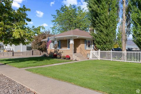 Tiny photo for 150 N 100 E, Payson, UT 84651 (MLS # 2114776)