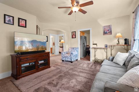 Tiny photo for 150 N 100 E, Payson, UT 84651 (MLS # 2114776)