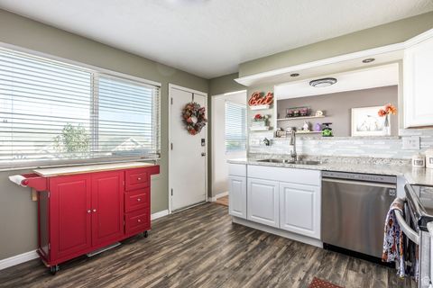 Tiny photo for 4714 W RICHFIELD AVE, West Valley City, UT 84120 (MLS # 2118739)