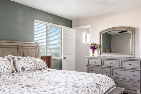 Tiny photo for 4714 W RICHFIELD AVE, West Valley City, UT 84120 (MLS # 2118739)