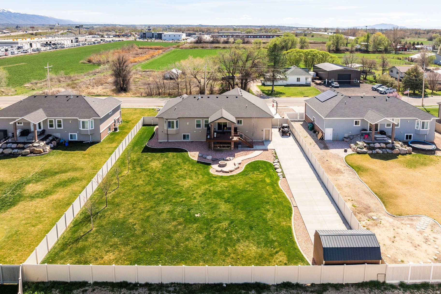 MORRIS MEADOWS - Residential