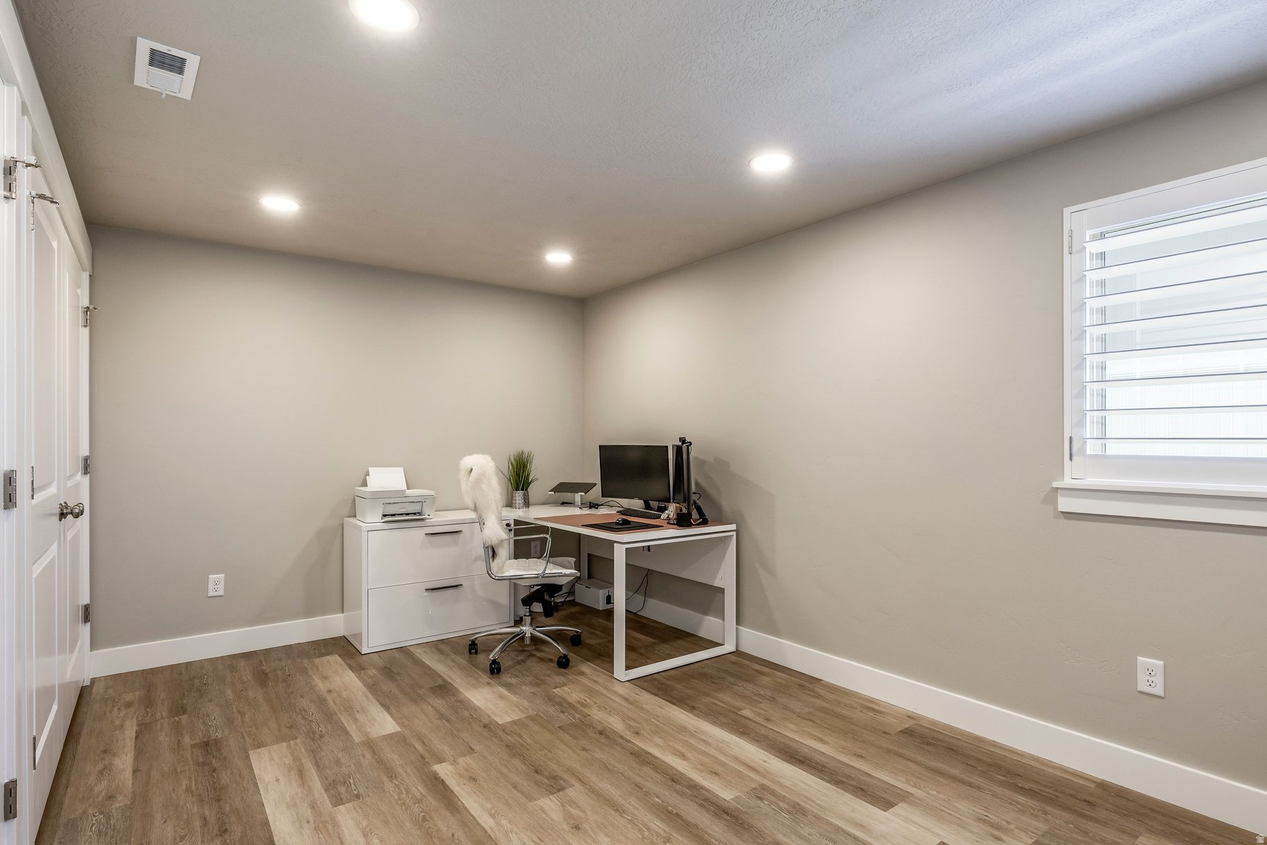 MORRIS MEADOWS - Residential