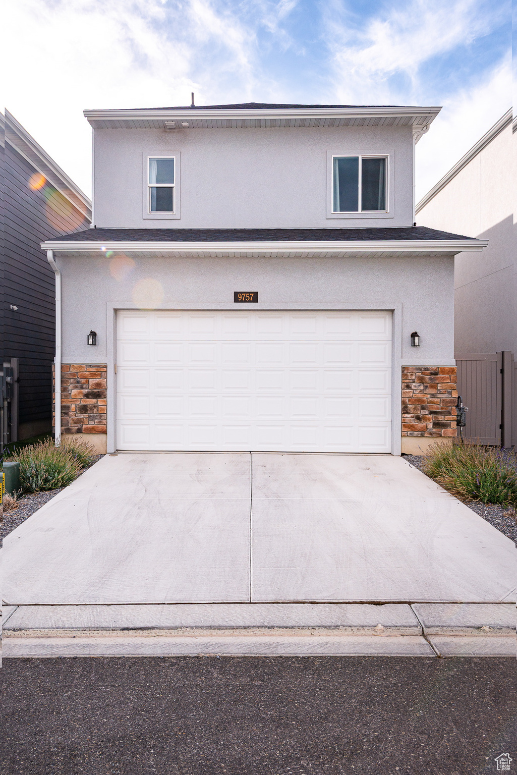 RIDGEVIEW - Residential