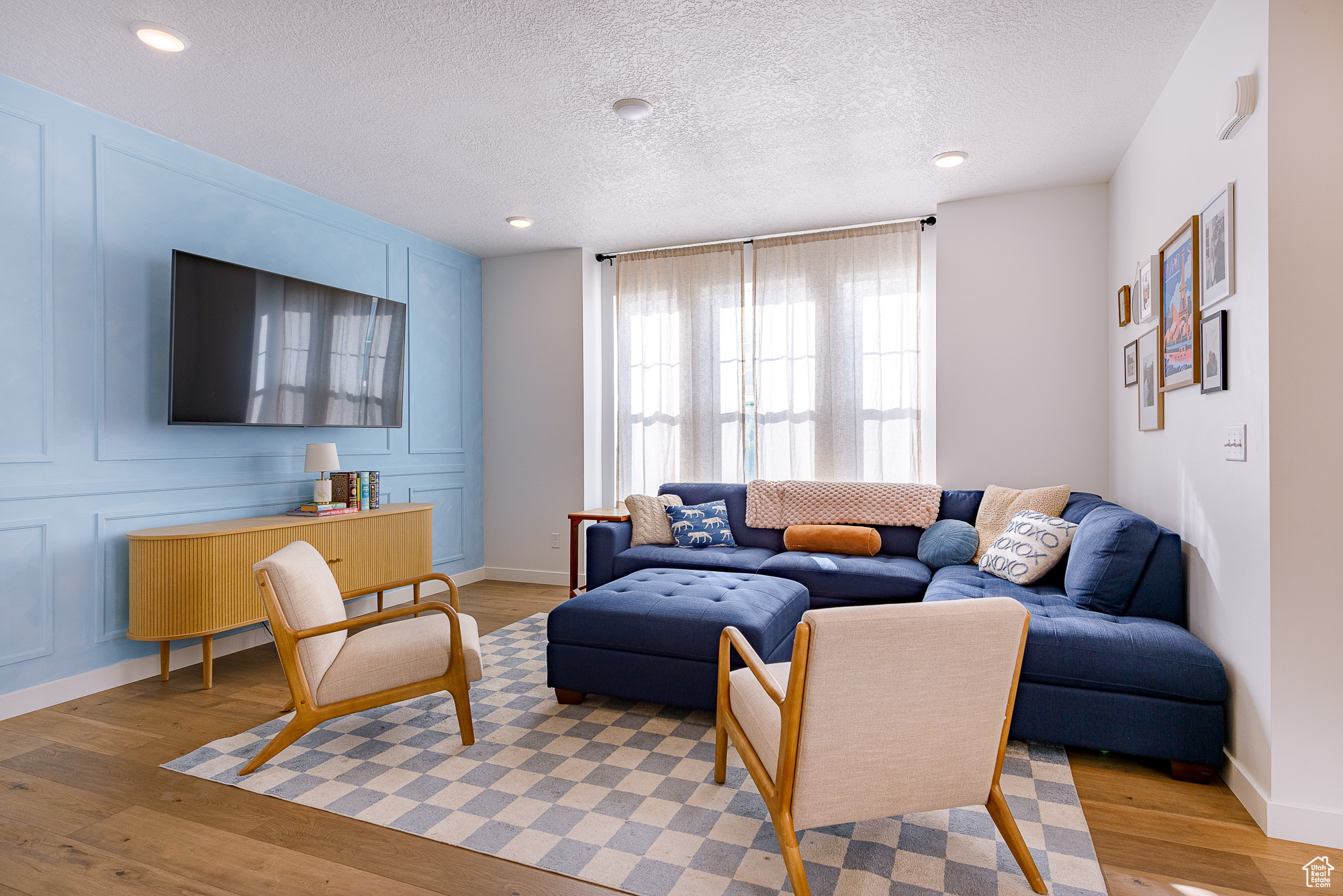 RIDGEVIEW - Residential