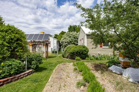 Tiny photo for 2212 E 4500 S, Salt Lake City, UT 84117 (MLS # 2158431)