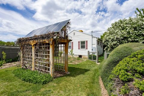 Tiny photo for 2212 E 4500 S, Salt Lake City, UT 84117 (MLS # 2158431)