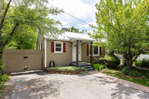 Tiny photo for 2212 E 4500 S, Salt Lake City, UT 84117 (MLS # 2158431)