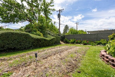 Tiny photo for 2212 E 4500 S, Salt Lake City, UT 84117 (MLS # 2158431)