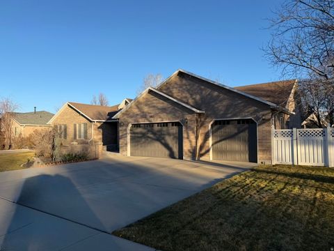 Photo of 9851 S BIRDIE WAY, South Jordan, UT 84009 (MLS # 2129140)