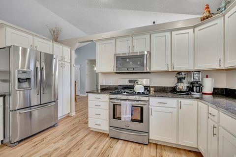 Tiny photo for 9851 S BIRDIE WAY, South Jordan, UT 84009 (MLS # 2129140)