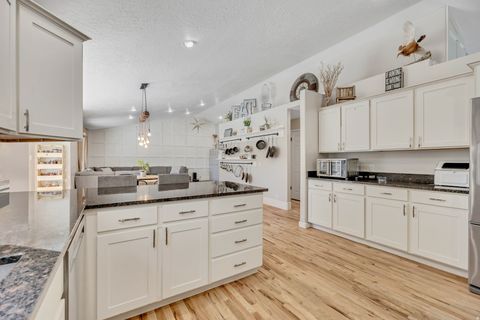 Tiny photo for 9851 S BIRDIE WAY, South Jordan, UT 84009 (MLS # 2129140)