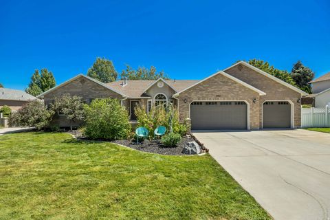 Tiny photo for 9851 S BIRDIE WAY, South Jordan, UT 84009 (MLS # 2129140)