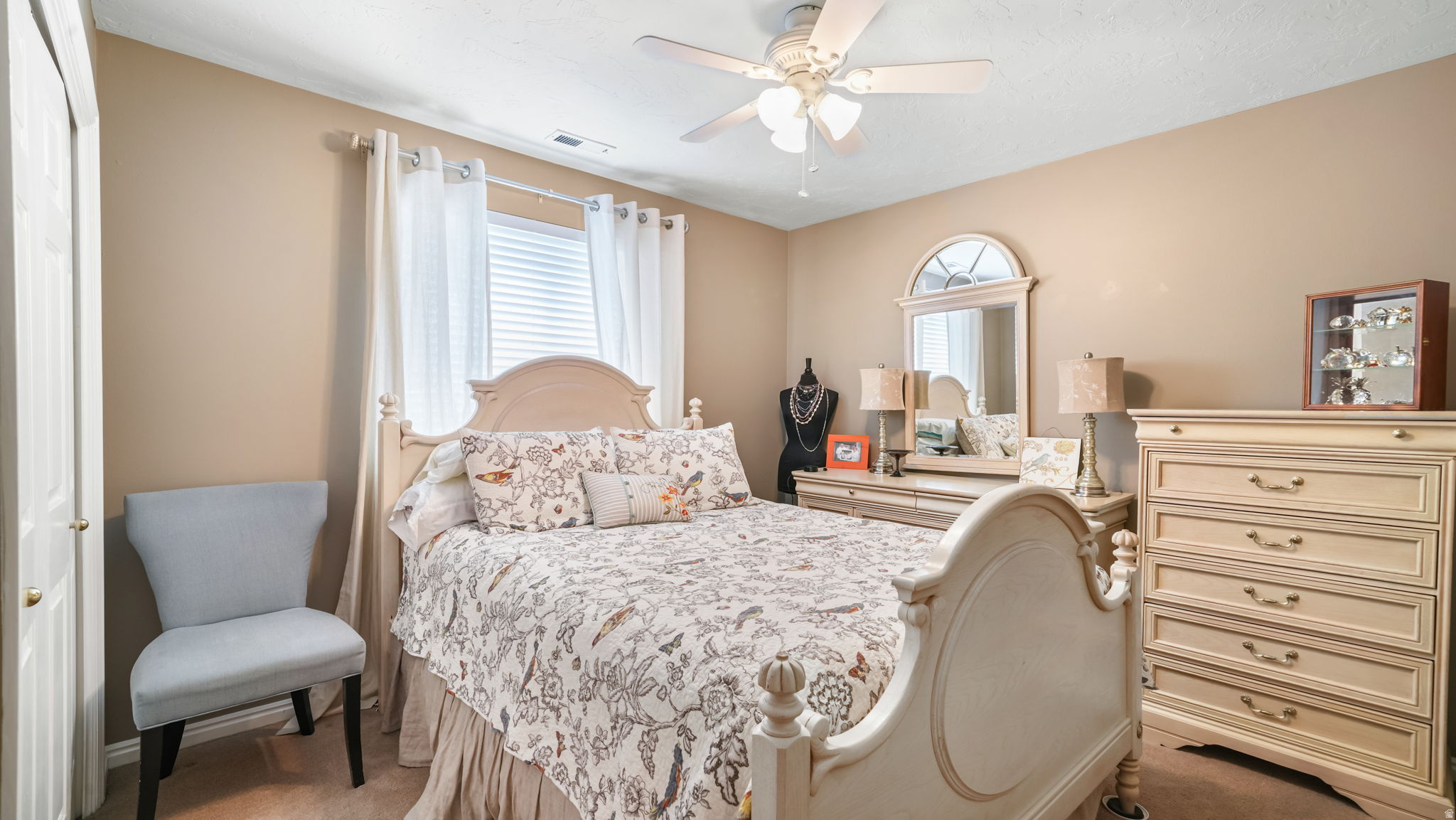 CEDAR COVE - Residential